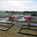 Izrađuju se nova grobna mesta na Bozmanu (FOTO)