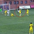 Evrogol kakav se u Srbiji ne viđa često: Fudbaler Javora makazicama pocepao mrežu!