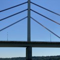 Pukao betonski nosač za banderu na Mostu slobode: Zatvorene preticajne trake