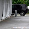 Prvi prizori nakon krvave svadbe: Napadači došli u "BMW"-u, pucali iz automatskoj oružja, sve vrvi od policije