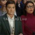 Brnabić se obratila nakon tuče u Skupštini, ne daju joj da priča: Hoće da spreče povećanje penzija i plata