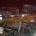 FOTO I VIDEO: Veličanstveni Novi Sad, počela 24h blokada Mosta slobode