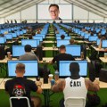 Lažna trava botovanja: Stvaranje političke fikcije