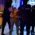 Lažni policajac ojadio ljude u Beogradu: Prilazio im na ulici sa pričom da su napravili prekršaje, a onda im uzeo gomilu para…
