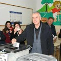 Ohrabruje gužva na biračkim mestima: Doktor Zlatan Elek glasao i pozvao sve građane da iskoriste svoje pravo