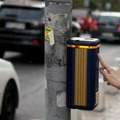 Da li znate da na semaforu sve vreme klikćete pogrešno dugme: Evo koje će vam upaliti zeleno svetlo na pešačkom prelazu