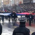 Republika Srpska slavi: Počeo svečani defile u Banjaluci, maršira više od 2.000 ljudi, razvijena zastava, prisutni Dodik i…