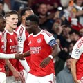 Saka iskoristio Oblakovu lošu intervenciju, Atletiko u problemu pred odlučujućih 45 minuta