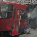 Tramvaj iskočio iz šina i udario u zgradu na Dorćolu, ima povređenih