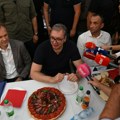 Lako je ispod šatre biti patriota