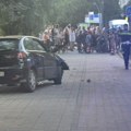 Preminula devojčica (5) povređena u Kraljevu! Automobil pokosio majku sa decom na trotoaru, mlađi brat sa povredama prebačen…