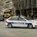 Jeziva nesreća kod Negotina: BMW udario srnu, sleteo s puta i zakucao se u drvo, žena izgubila život