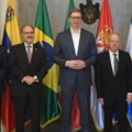 Vučić sa ambasadorima južnoameričkih zemalja o rezoluciji UN o Srebrenici