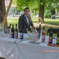 U Zrenjaninu održan 6. „Banatski festival vina“ i 25. „Banatske vredne ruke“ , predstavljeno više od 50 vinarija 6…