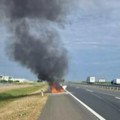 Kamion izgoreo kod Šida, automobil u plamenu kod Šimanovaca