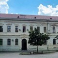 Traže besplatne udžbenike za sve: Roditelji đaka OŠ „Vuk Karadžić“ iz Vršca predali peticiju sa preko 400 potpisa