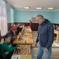 23. tradicionalnu Čika Batinu simultanku u ŠK „Aradac“ odrigrao je FM Slavko Azarić
