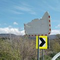 VAŠA PISMA: Ogledala na putu za Četvrti kilometar stoje polomljena!