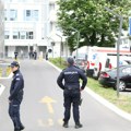 Тинејџер избоден по врату, глави и леђима Детаљи стравичног напада на Савском венцу: Ране дубоке преко 10 центиметара!