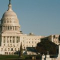 Сенат на прагу усвајања ретког примера републиканско-демократског закона о приуштивом становању