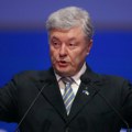 Porošenko predao vojsci bagere i opremu za utvrđivanje