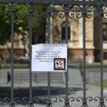 Učenici i profesori Jovine gimnazije danas ispred Gradske kuće