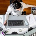 Većina institucija EU usmerava internet poštu preko američkih servera