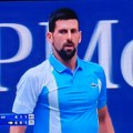 Novak razbija! Vodi sa 2:0 pokazao pravo lice