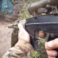Au kakav snimak sa fronta! Rusi krišom uleteli u ukrajinski rov, a onda je nastao brutalan masakr! (video)