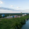 (Foto) u balonima iznad Krčedinske ade od veridbe do rođendanskih iznenađenja Evo kada počinje naredna sezona