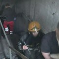 (ФОТО) Како је изгледала евакуација путника из возова који су се сударили у тунелу