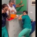 (Video) Upali u bolnicu i tukli lekare! Nataša preminula tokom operacije, njeni rođaci ušli u salu i napali osoblje: Vrata…