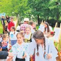 Deca Kosova i Metphije