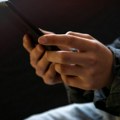 Holandske vlasti savetuju roditelje da zabrane društvene mreže deci mlađoj od 15 godina