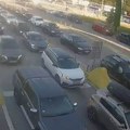 Velika gužva na graničnom prelazu: Formirano po 5 kolona, automobili mile