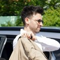 "Krenuo sam da joj skidam haljinu": Naš pevač prošao kroz agoniju prve bračne noći, izneo šok detalje