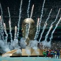 Počelo je: Šakira i Selma Hajek zapalile mundijalski fitilj na stadionu Asteka