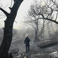 Nastavlja se borba sa požarom u Peristeriji u Grčkoj