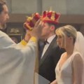 Dubravka potezom sa sopstvenog venčanja nasmejala mreže! Tokom ceremonije uradila nešto što niko nije očekivao: "Kad od treme…