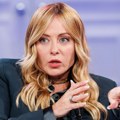 "Svako će moći da se izrazi kako želi": Đorđa Meloni uvodi personalozovane registarske tablice: Italijani počeli da je…