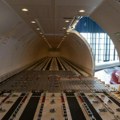(Фото) Смела визија постала стварност ЈАТ Техника прва у Европи завршила конверзију боинга 767 из путничког у теретни