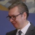 Vučić dobio neočekivani poklon Imitator predsednika Srbije spremio lepo iznenađenje (video)