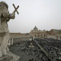Vatikan odbacio promenu pola, surogat roditeljstvo i teoriju roda