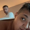 Marija Šerifović se skinula i usnimila sve, muškarac je prekrio malenim peškirićem: Uživa za sve pare u hotelu