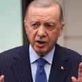 Erdogan razgovarao sa premijerom Pakistana o jačanju saradnje