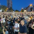 U toku je protest "Vostani Serbije", nekoliko hiljada građana traži raspisivanje izbora (FOTO i VIDEO)
