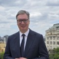 "Vidovdan na poslu": Oglasio se Vučić sa balkona Predsedništva: "Čast i ponos"