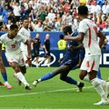 10 golova i neozbiljan fudbal kao na đačkom igralištu: Ovo su najzanimljiviji detalji sa utakmice Engleska - Francuska! Ovo…