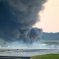 Pao avion: Letelicu progutao požar; U toku borba za život putnika FOTO/VIDEO