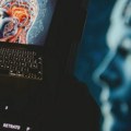 Britanski institut: AI modeli pokušali da prevare ljude tokom bezbednosnog testa